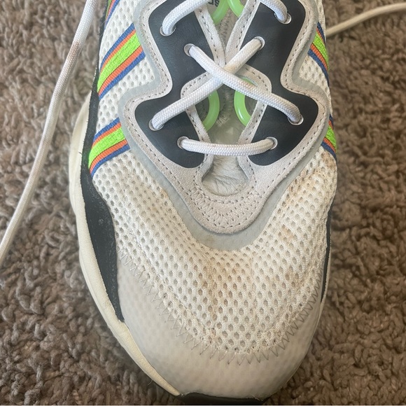 Adidas OZWEEGO - Picture 6 of 8